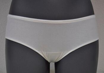 Eva Silky Nadine Ivoire Shortie