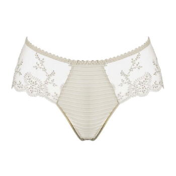 Louisa Bracq Elise Ivoire Shortie
