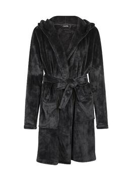 Charlie Choe Goes Retro Noir Peignoir