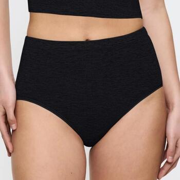 Triomphe Beauty Layers Noir Slip