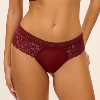 Wacoal Lingerie Raffine Bordeaux Culotte String