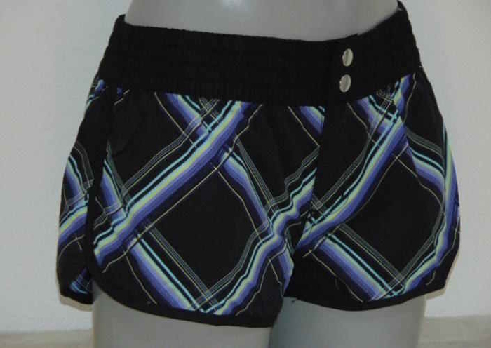Shiwi Plaid noir/violet short de plage