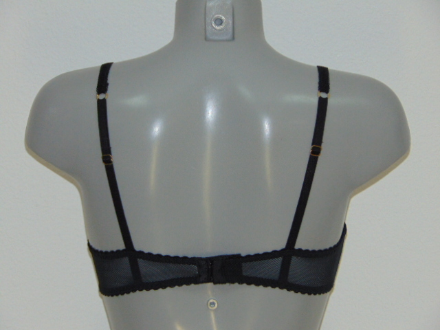 Sapph Sabrina noir soutien-gorge sans forme