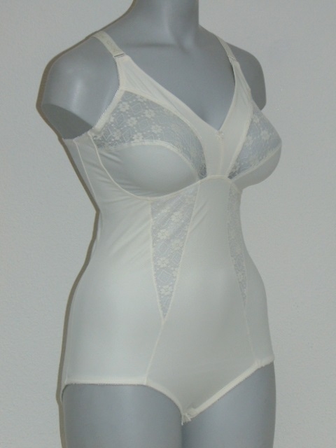 Naturana Amira ivoire corselet