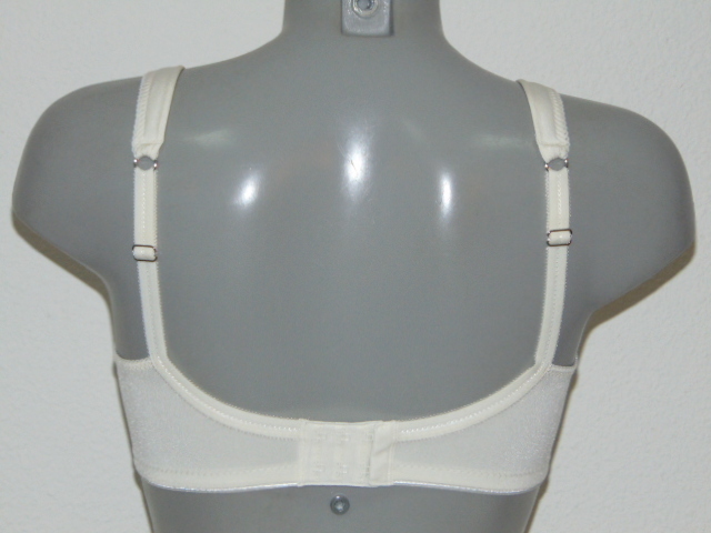 Eva Pearl ivoire soutien-gorge sans armatures en dentelle