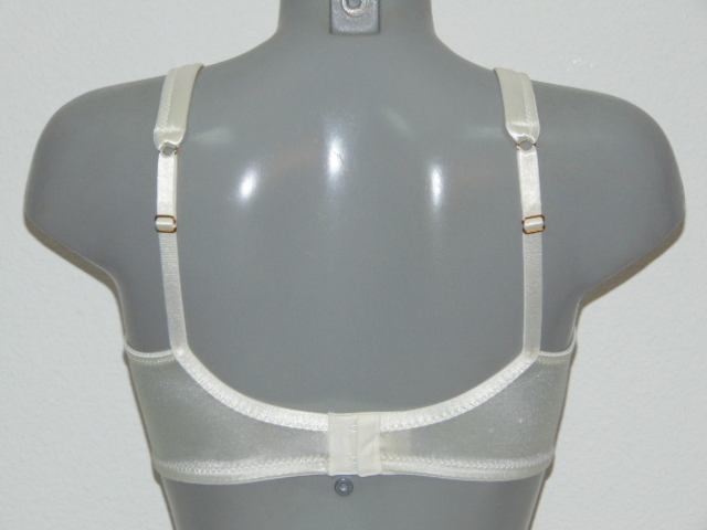 Eva Satin ivoire soutien-gorge sans armatures en dentelle