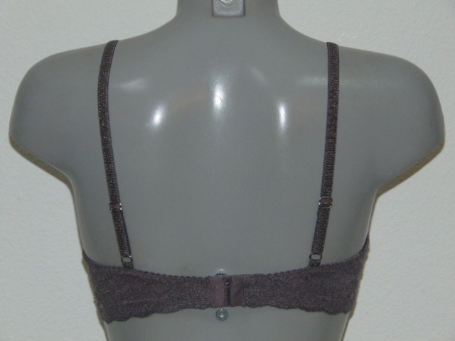 Eva Grace rose soutien-gorge sans forme