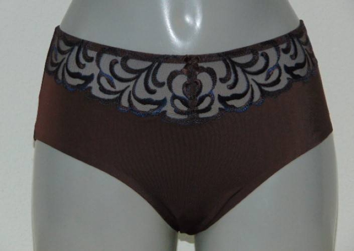 Triomphe Modern Finesse marron shortie