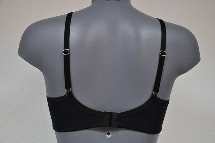 Eva Sybille noir soutien-gorge sans forme