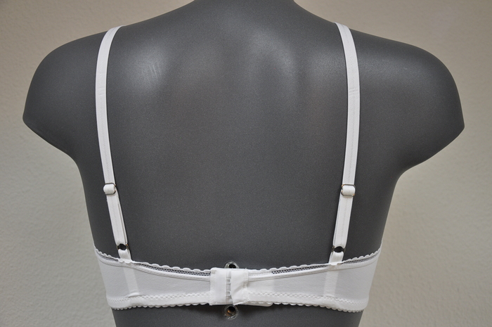 Eva Sybille blanc soutien-gorge sans armatures en dentelle