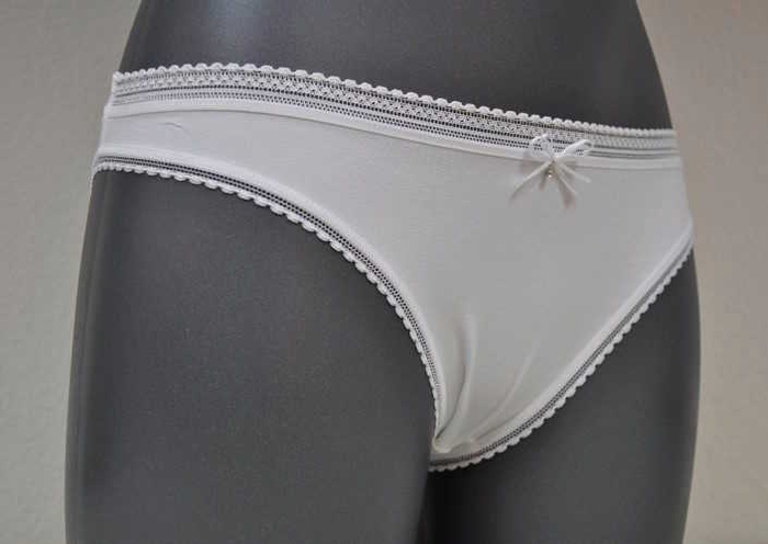 Eva Sybille blanc slip