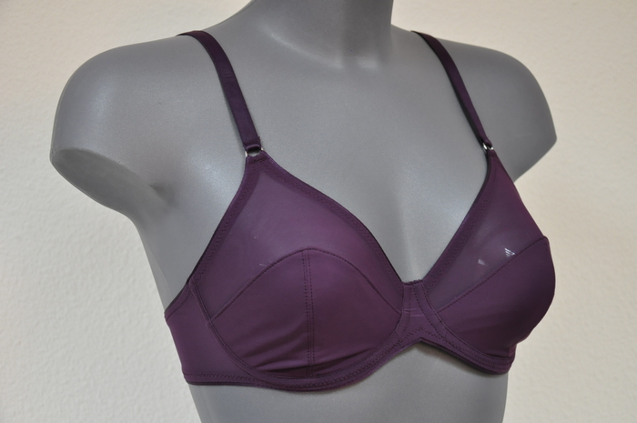Eva Feminale violet soutien-gorge sans forme