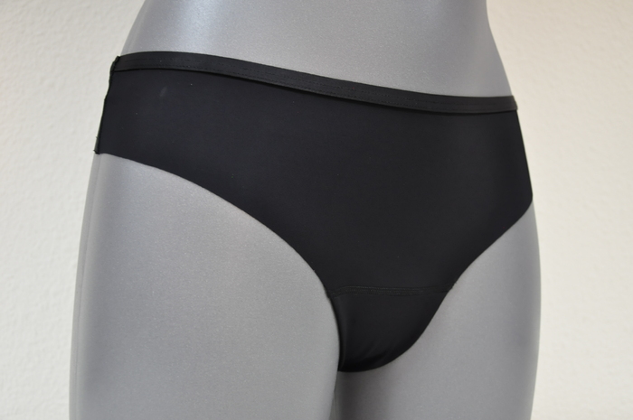 Eva Border noir culotte string