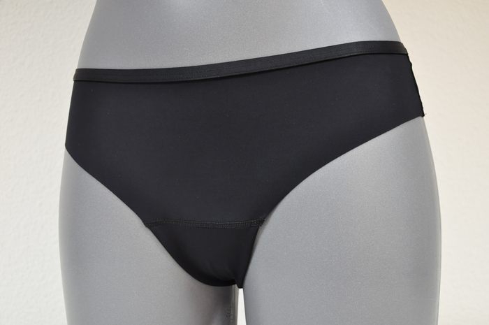 Eva Border noir culotte string