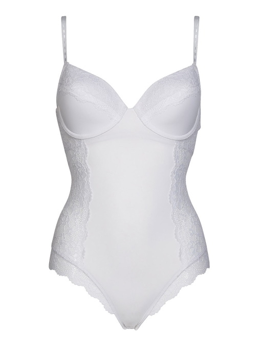 After Eden Lynn blanc corselet