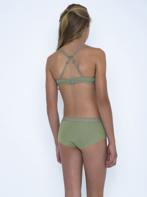 Seins et culottes bouffantes Anny kaki shortie