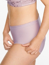 Naturana Minimizer lilas slip