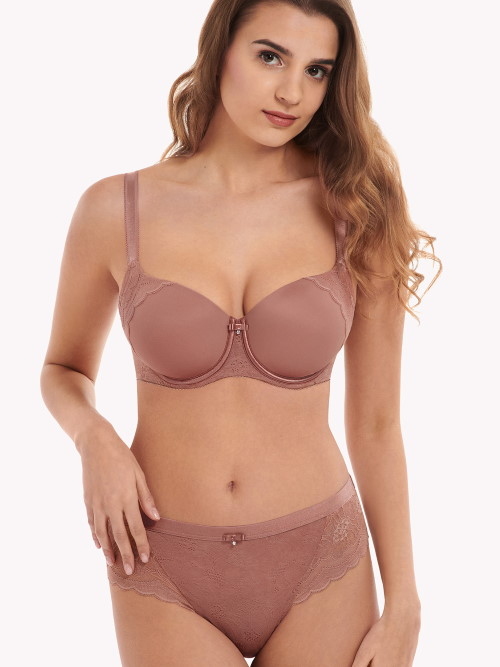 Lisca Evelyn cinnamon slip brésilien