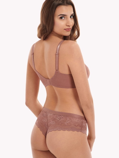 Lisca Evelyn cinnamon slip brésilien
