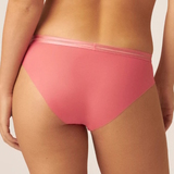 Naturana Monday raspberry slip