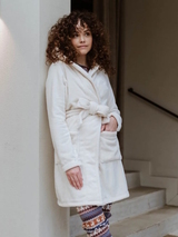 Charlie Choe Cold Days blanc cassé peignoir