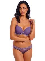Wacoal Lingerie Embrace Lace violet slip