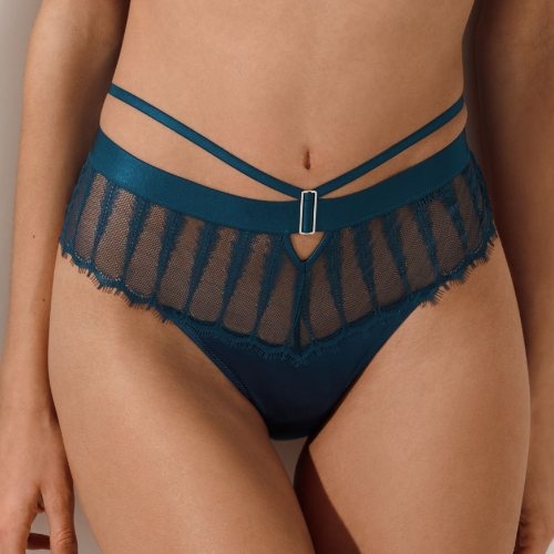 Lisca Lovelace bleu slip brésilien