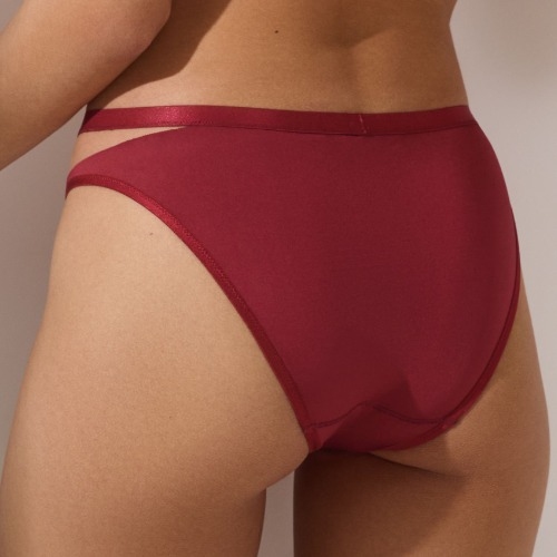 Lisca Gloriosa rouge slip