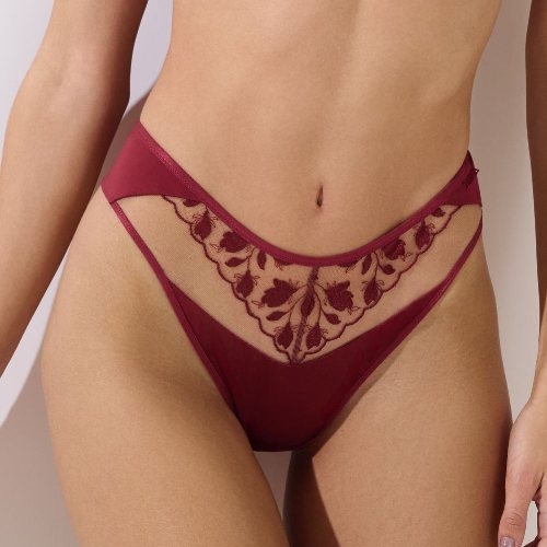 Lisca Gloriosa rouge slip brésilien