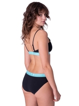 Chicamala Solid noir slip