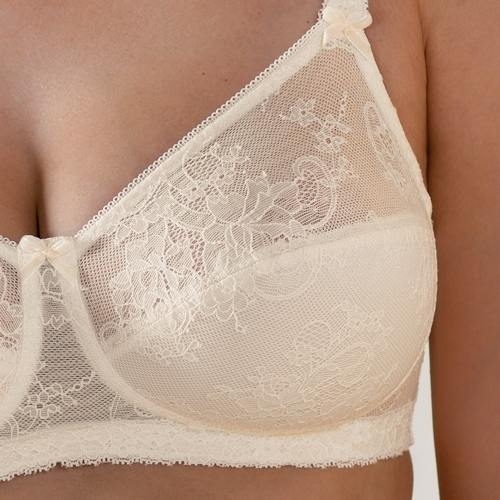 Rosa Faia Lace Rose champagne soutien-gorge sans armatures en dentelle