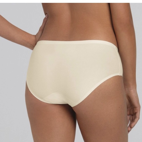 Anita Essential champagne shortie