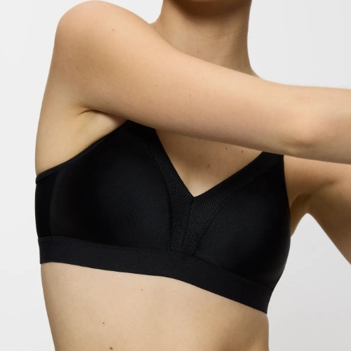 Triomphe Triaction Wellness noir soutien-gorge de sport
