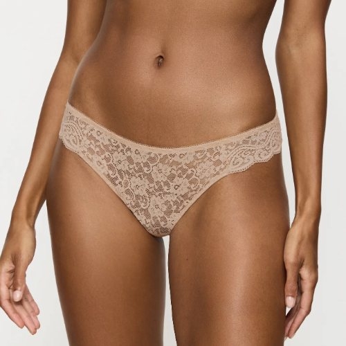 Triomphe Amourette poudre culotte string