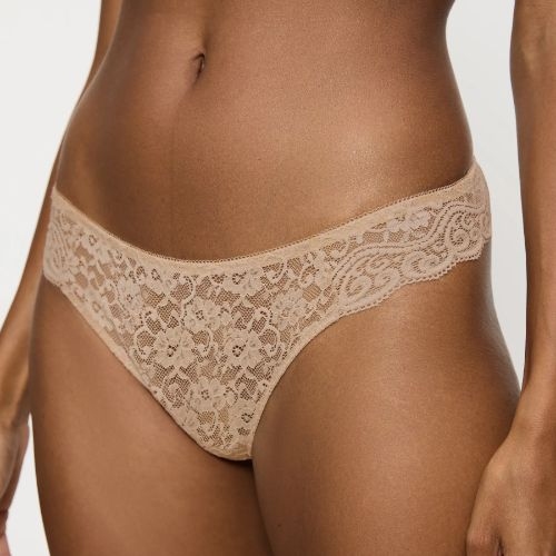 Triomphe Amourette poudre culotte string