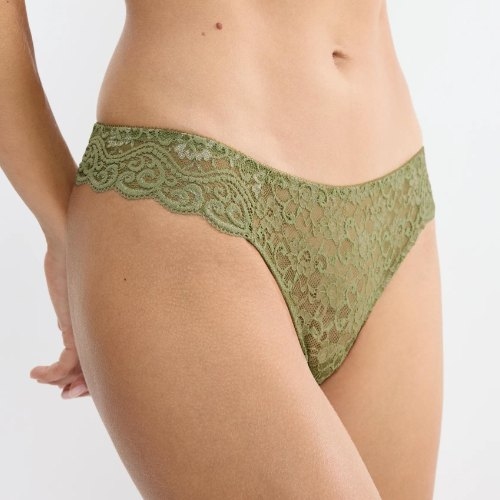 Triomphe Amourette vert olive culotte string