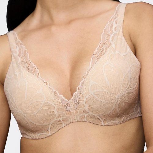 Triomphe Body Make-Up Illusion Lace poudre soutien-gorge rembourré