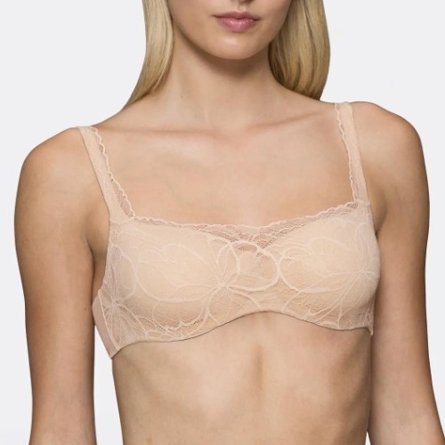 Triomphe Body Make-Up Illusion Lace poudre soutien-gorge rembourré