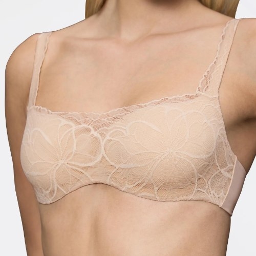 Triomphe Body Make-Up Illusion Lace poudre soutien-gorge rembourré