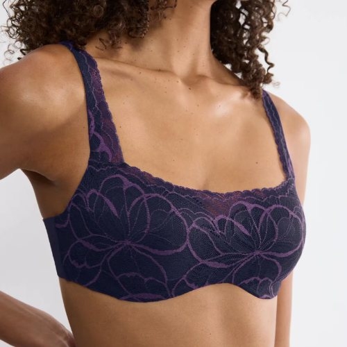 Triomphe Body Make-Up Illusion Lace bleu soutien-gorge rembourré