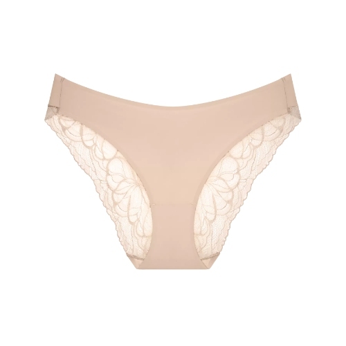 Triomphe Body Make-Up Illusion Lace poudre slip