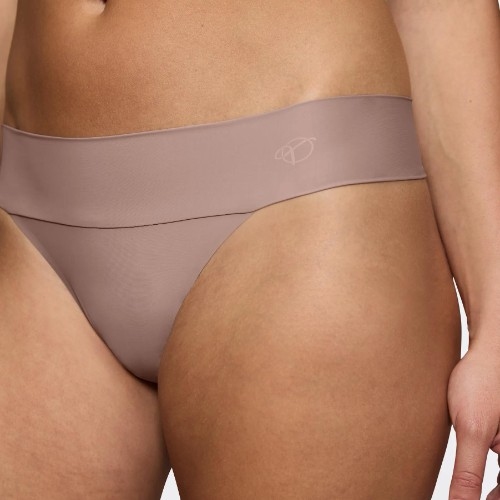 Triomphe Body Make-Up Illusion marron culotte string