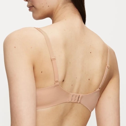 Triomphe Body Make-Up Illusion Soft Touch poudre soutien-gorge push up