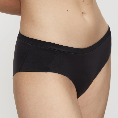 Triomphe Body Make-Up Illusion Soft Touch noir shortie