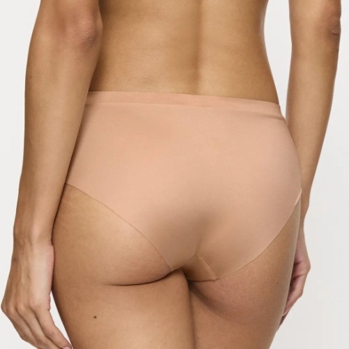 Triomphe Body Make-Up Illusion Soft Touch poudre slip