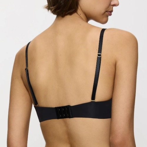 Triomphe Body Make-Up Illusion Essentials noir soutien-gorge rembourré