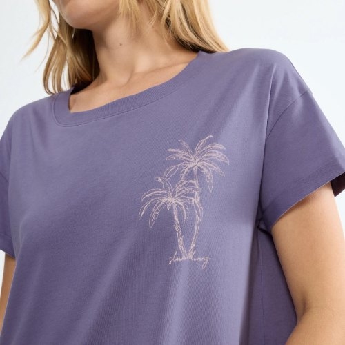 Triomphe Nightdresses lilas chemise de nuit