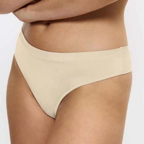 Triomphe Sense of Modal beige culotte string