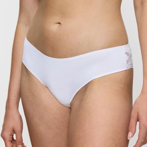 Triomphe Lovely Micro blanc culotte string