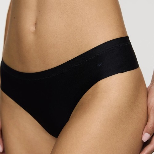 Triomphe Smart Micro noir slip brésilien